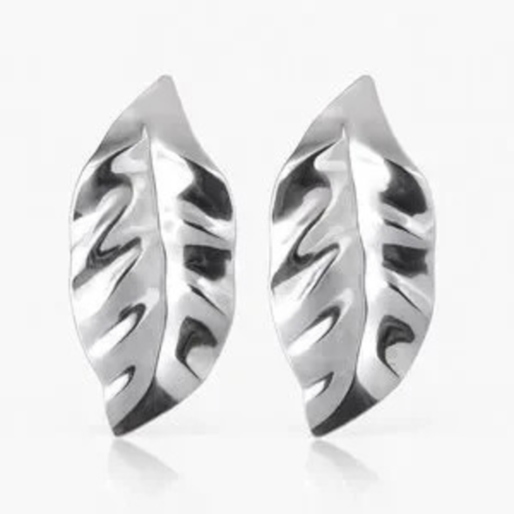 ?? Silver Leaf Shaped Earrings